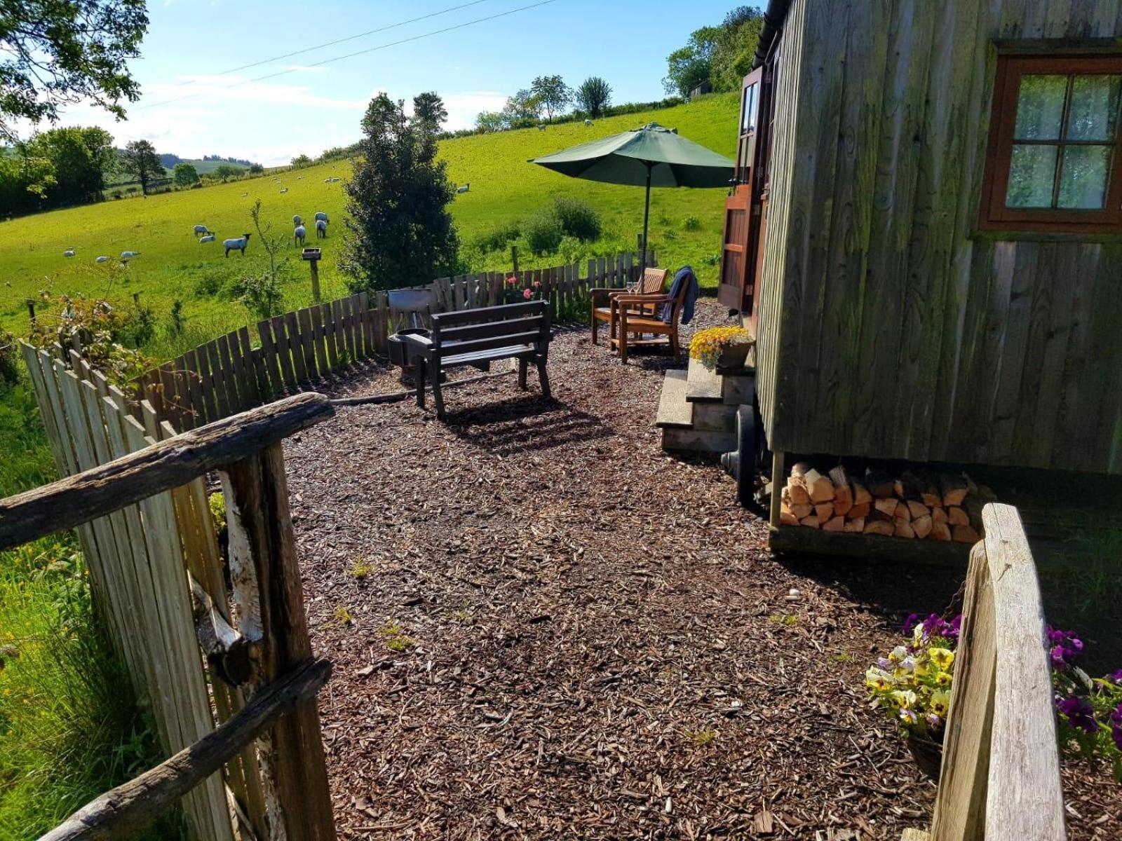 Eco Accommodation Cornflower Holiday 크래븐 암즈 외부 사진